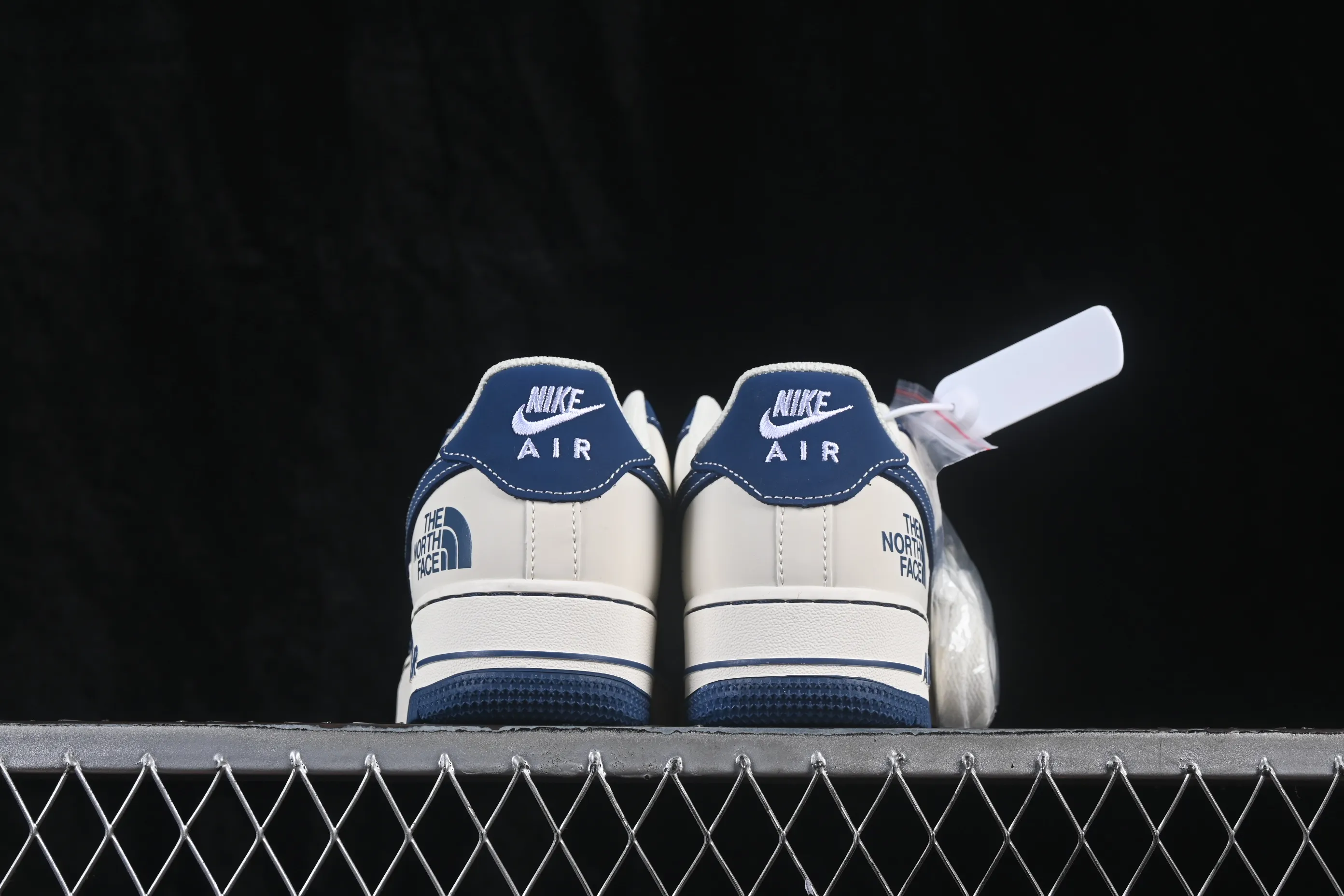 All categories Nk Air Force 1 Air Force series Nk Air Force 1 Low Air Force low-top Nike Air Force 1'07 Low Air Force 1 low-top casual sneakers DD1982-366
